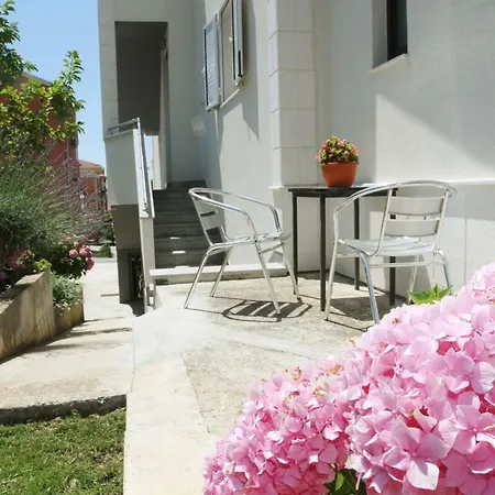 Karic Apartment *